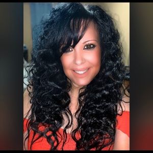 Meet your Posher, Loretta